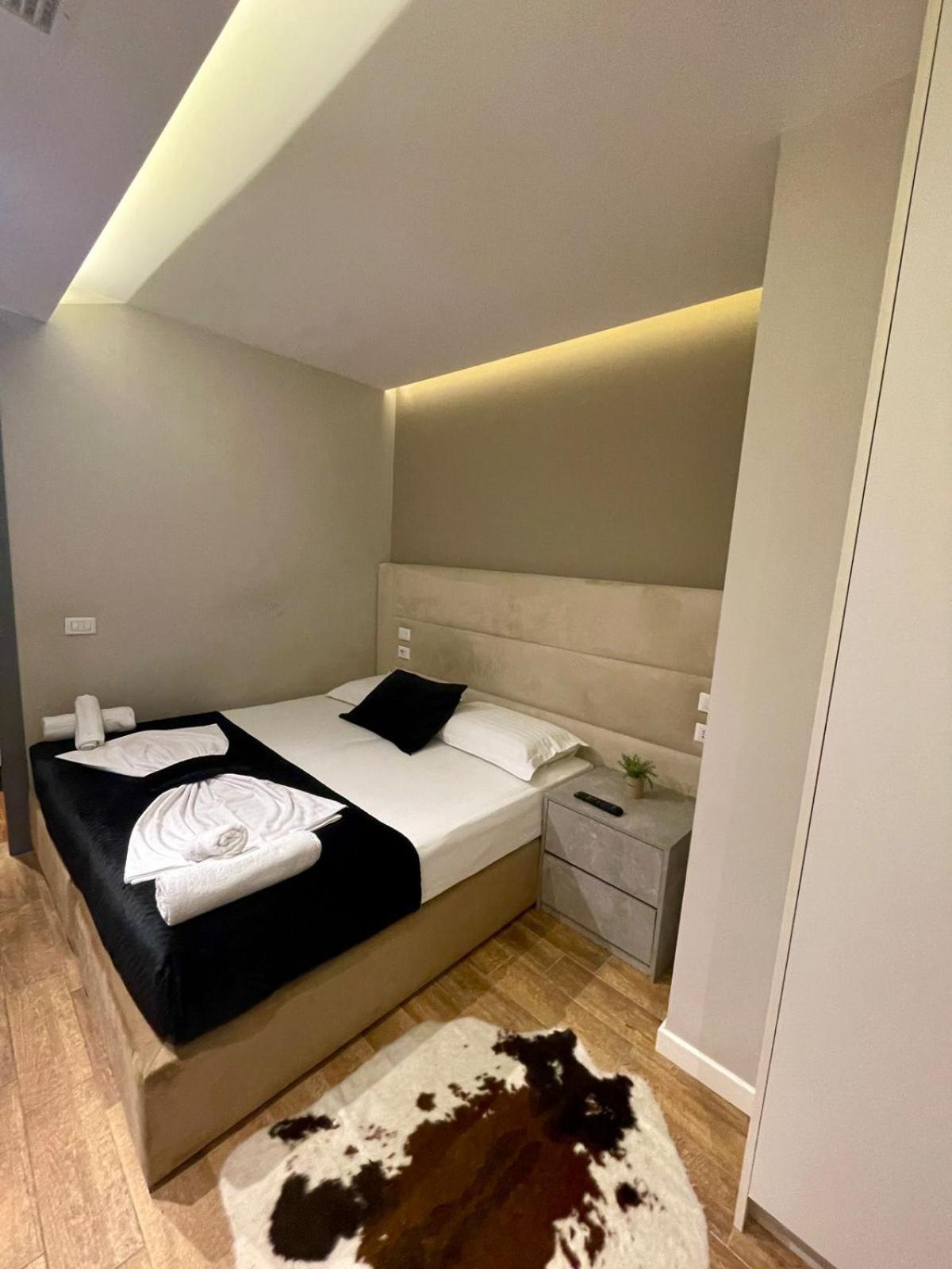 Premium City Studio & Suite Tiranë Eksteriør bilde