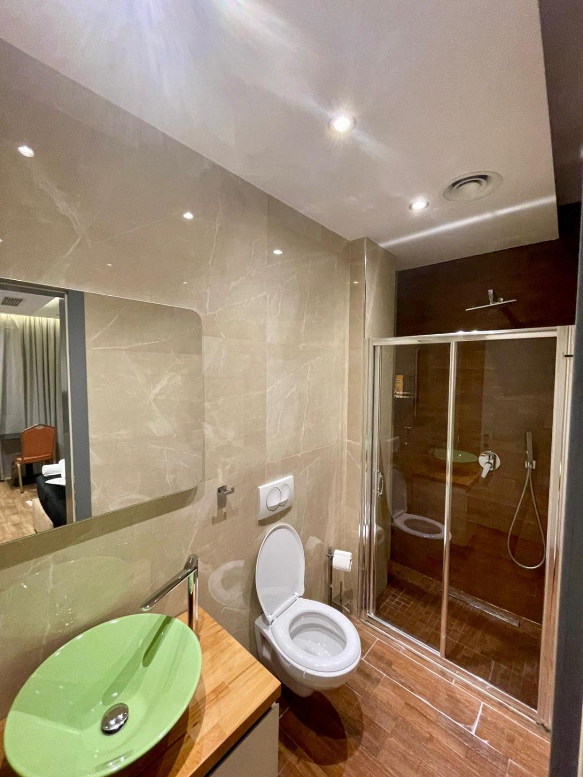 Premium City Studio & Suite Tiranë Eksteriør bilde