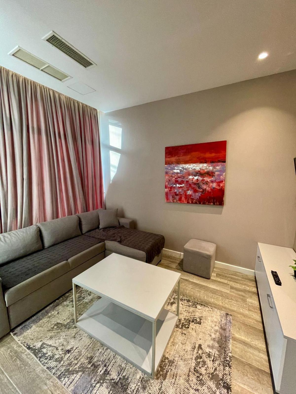 Premium City Studio & Suite Tiranë Eksteriør bilde
