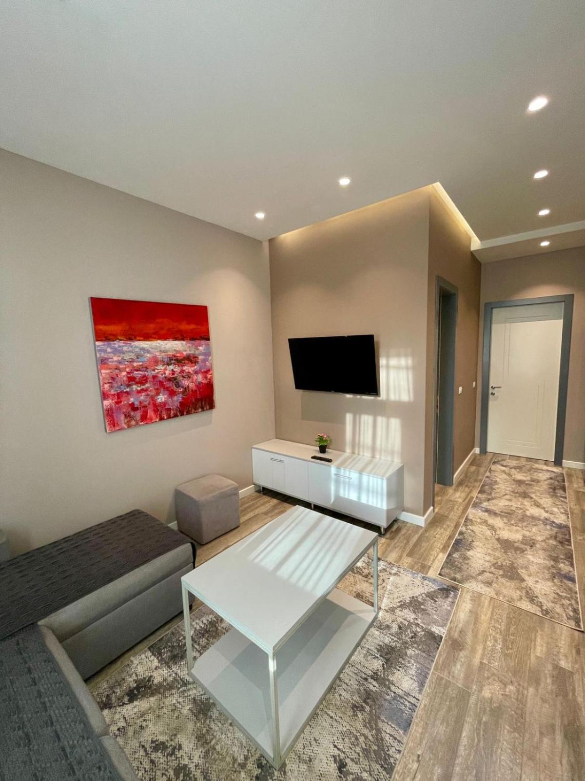 Premium City Studio & Suite Tiranë Eksteriør bilde