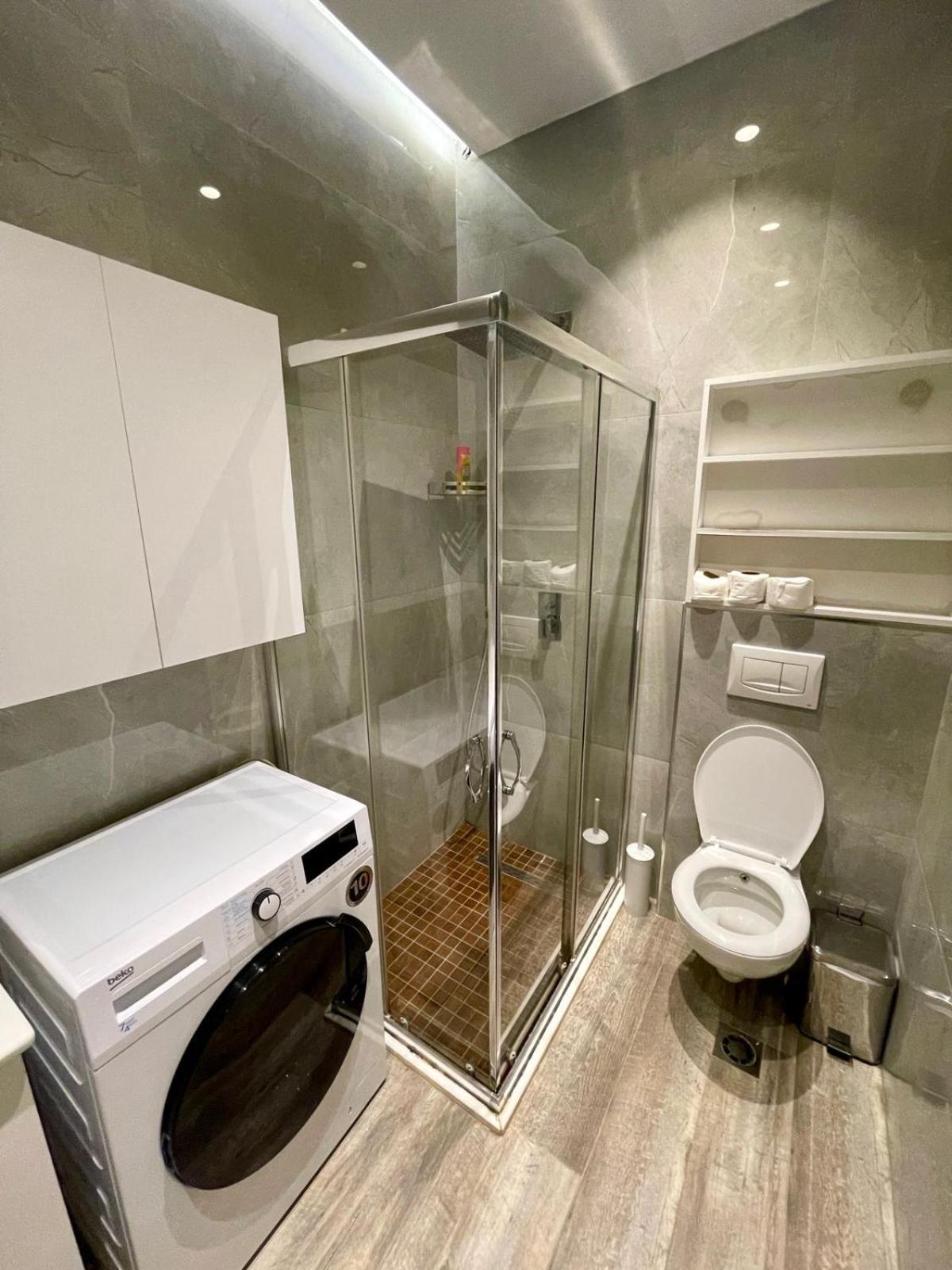 Premium City Studio & Suite Tiranë Eksteriør bilde